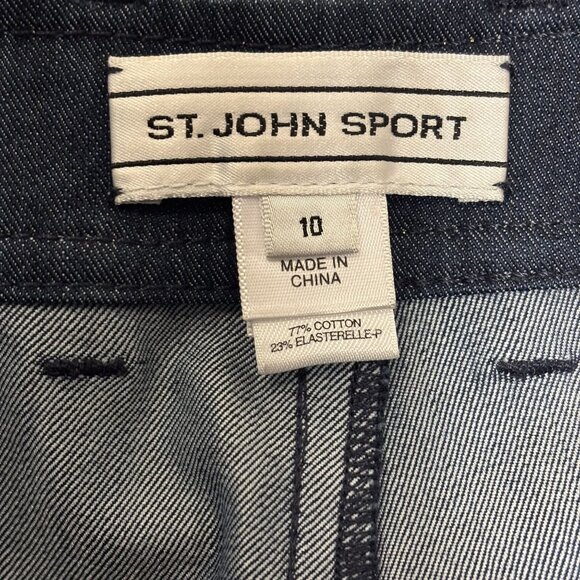 St. John Sport WomenS Dark Wash Denim Jeans Size 10 Classic Straight Fit - Picture 13 of 14